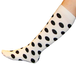 White/Black Polkadots
