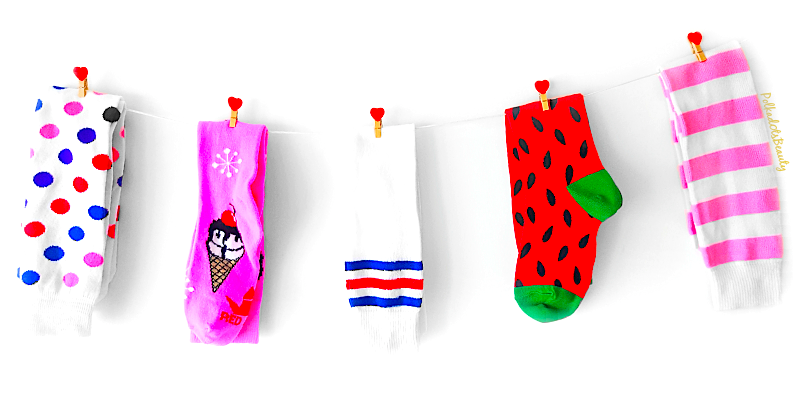 pink-socks-on-clothes-line-hang-dry